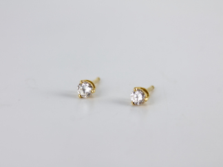 Boucles d'oreilles puces diamants or jaune