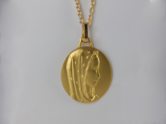 Pendentif médaille Vierge voile étoiles or jaune