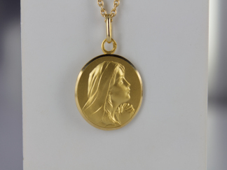 Pendentif médaille Vierge priante or jaune 2