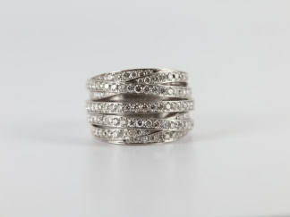 Bague de diamants or blanc