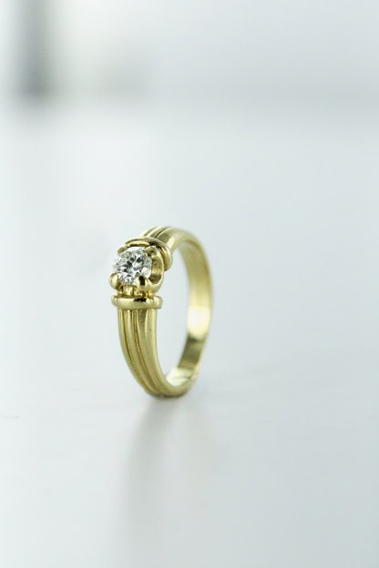 Bague solitaire or jaune